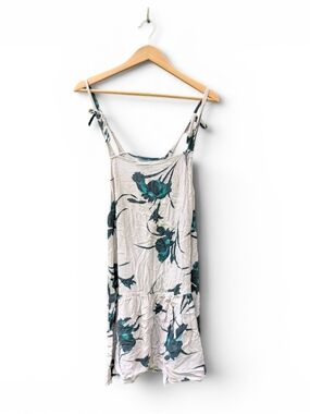 Rusty Cream Top with Teal Botanical Accents